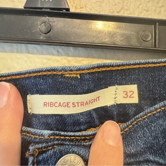 Levi’s Blue Ribcage Straight Button Fly Jeans Womens 32 Casual Classic Denim - Picture 4 of 12